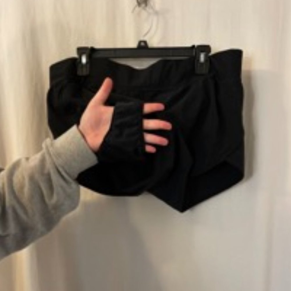 Under Armour Heatgear Running Shorts; XL